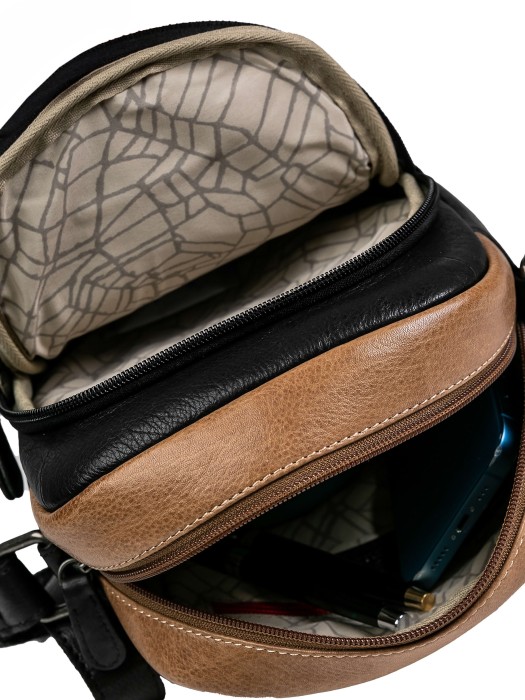 m402822-154-80_04 сумка через плечо по цене 17300 руб вид справа