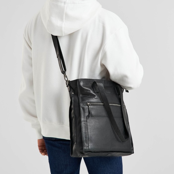 m402831-110-04 сумка для документов по цене 30000 руб вид справа