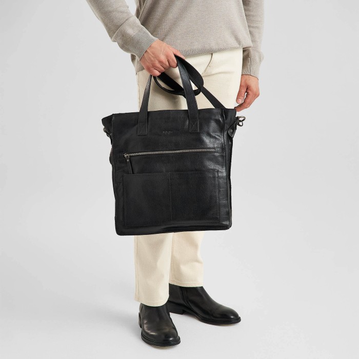 Товар с артикулом M402832-110-04 вид сзади