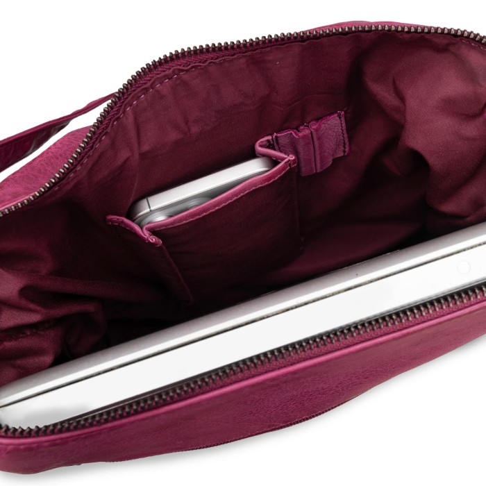 Товар фиолетового цвета с внутренней стороны