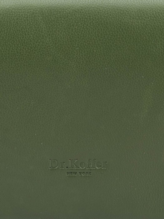 m402890-44-65 сумка через плечо из кожи спереди