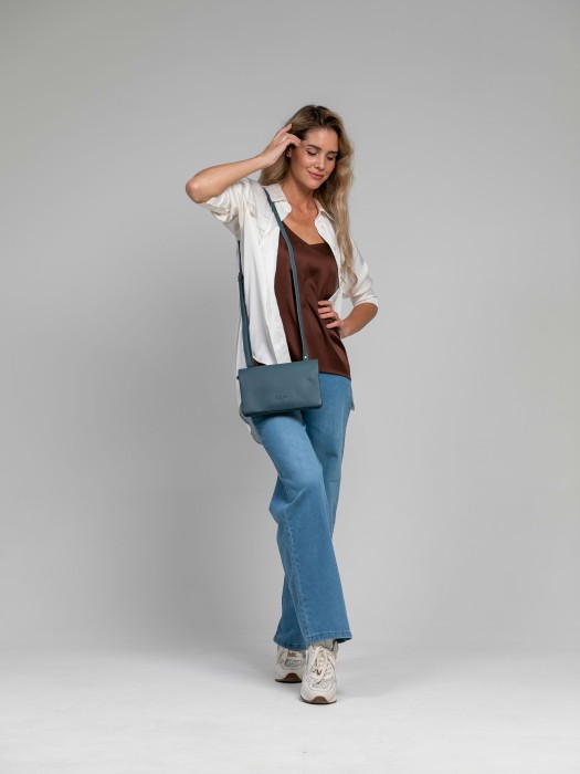 m402890-44-70 сумка через плечо универсального стиля с лицевой стороны