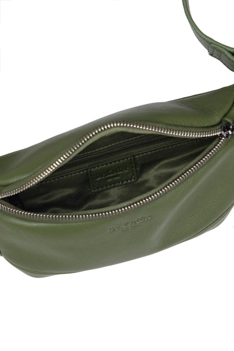 Товар зеленого цвета с внутренней стороны