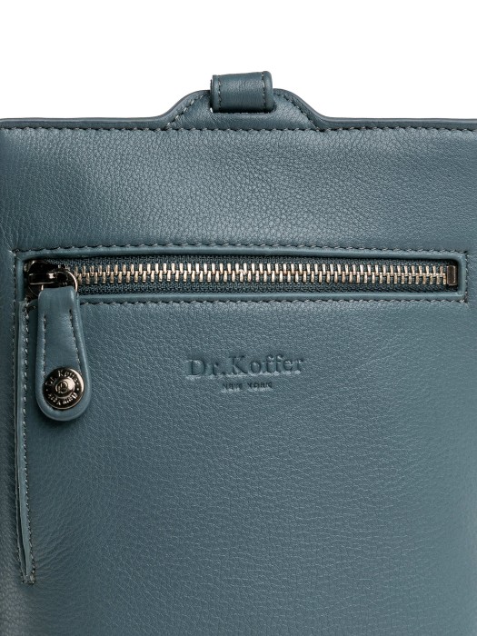 m402894-44-70 сумка через плечо из кожи спереди