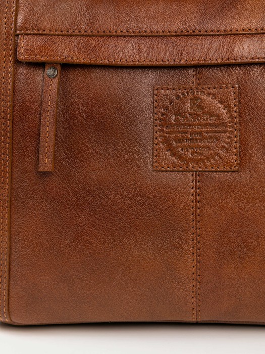 m402925-133-05 сумка через плечо универсального стиля с лицевой стороны