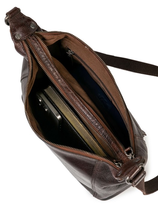 m402925-133-09 сумка через плечо из кожи спереди