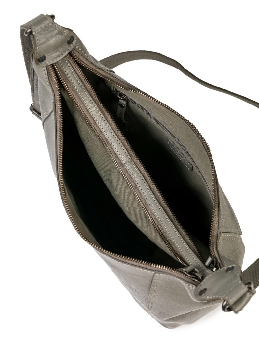 Товар серого цвета с внутренней стороны