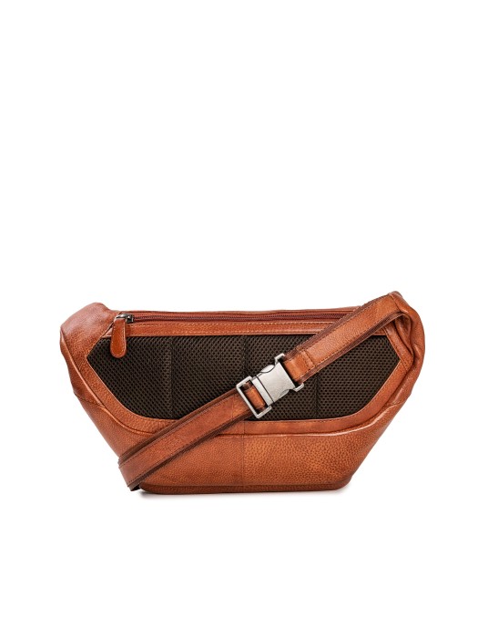 m402936-244-05 сумка поясная из кожи спереди