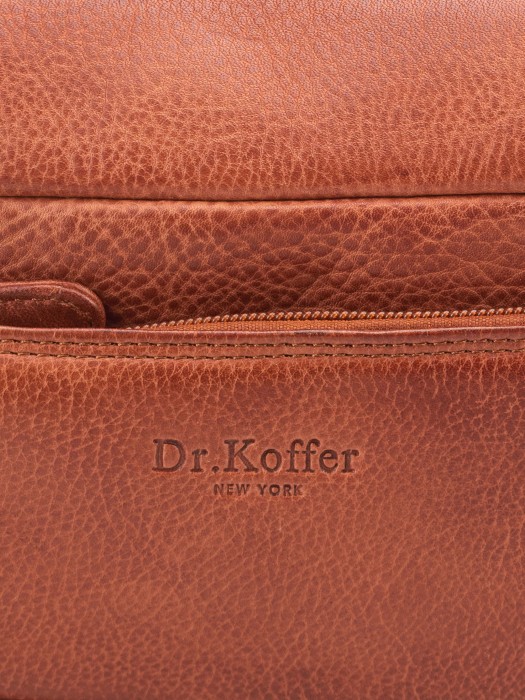 m402938-244-05 сумка поясная из кожи спереди