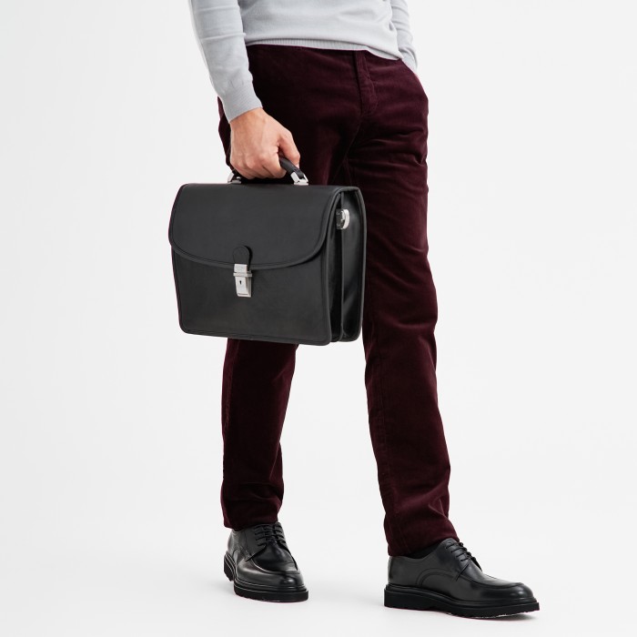 p402104-245-04 портфель по цене 43800 руб вид справа