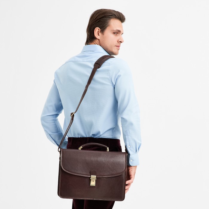 p402104-245-09 портфель по цене 43800 руб вид справа