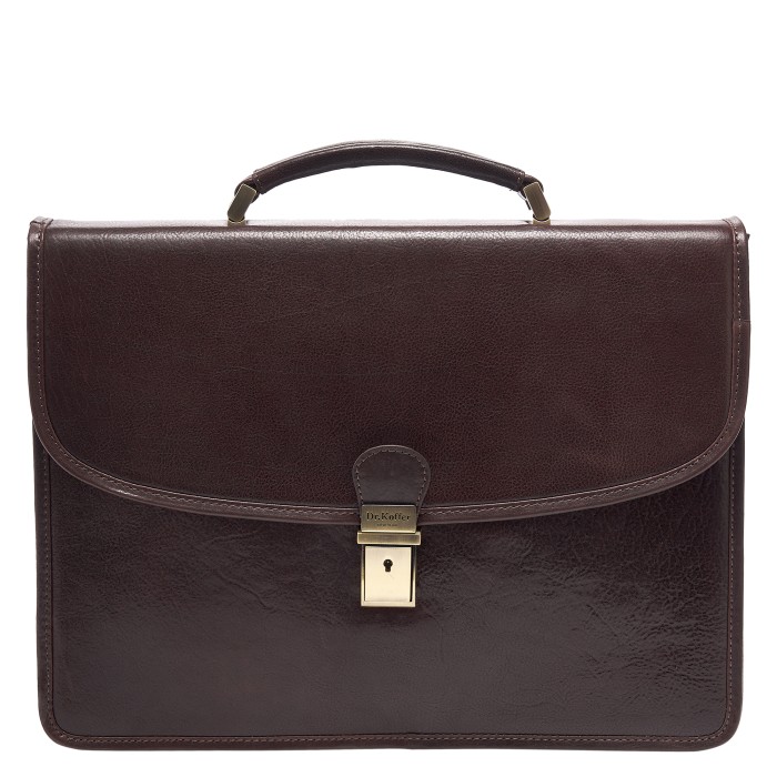 Товар коричневого цвета с внутренней стороны