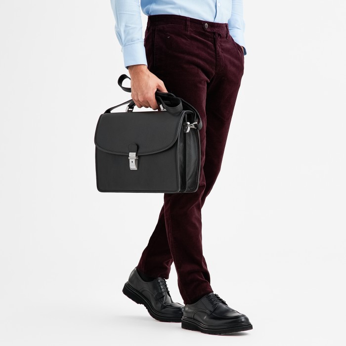 p402104-260-04 портфель по цене 38100 руб вид справа