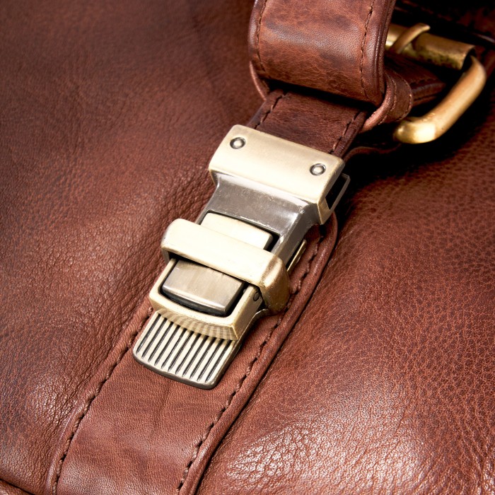 p402111-248-09 портфель по цене 46500 руб вид справа