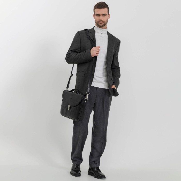 p402173-245-04 портфель для взрослого возраста с изнаночной стороны