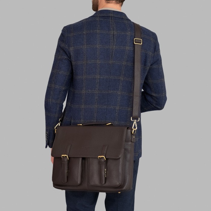 Товар с артикулом P402242-260-09 вид сзади