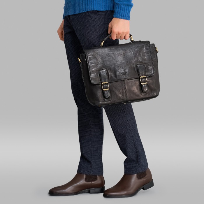 p402243-248-04 портфель от бренда dr.koffer вид слева