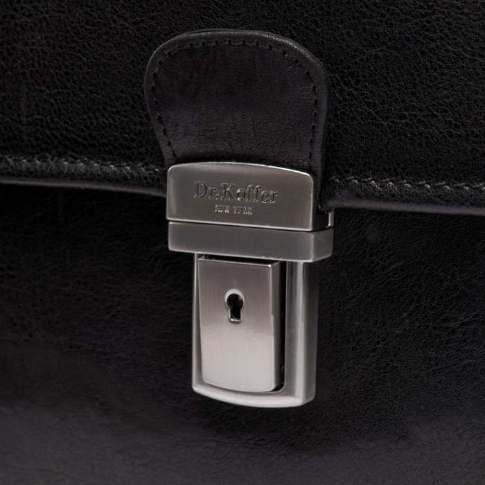 p402330-245-04 портфель от бренда dr.koffer вид слева