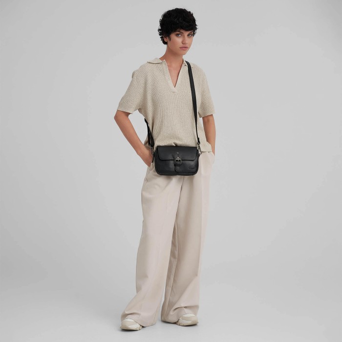 w402847-111-04 сумка женская повседневного стиля с лицевой стороны