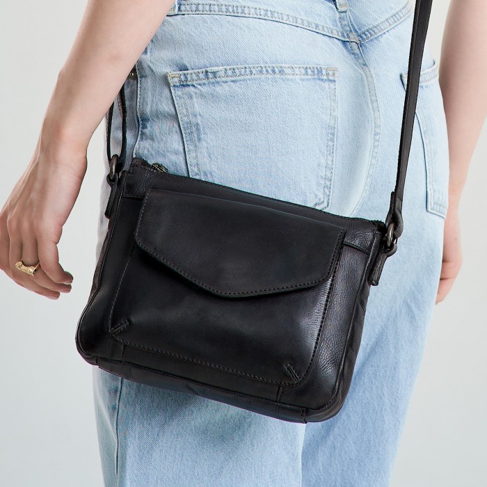 w620115-249-04 сумка через плечо по цене 18190 руб вид справа