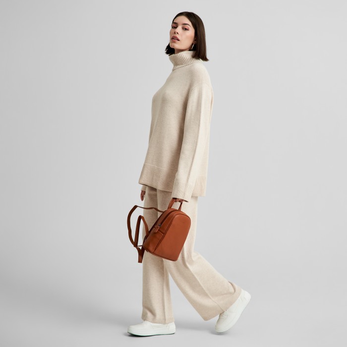 Товар с артикулом W620116-41-06 вид сзади