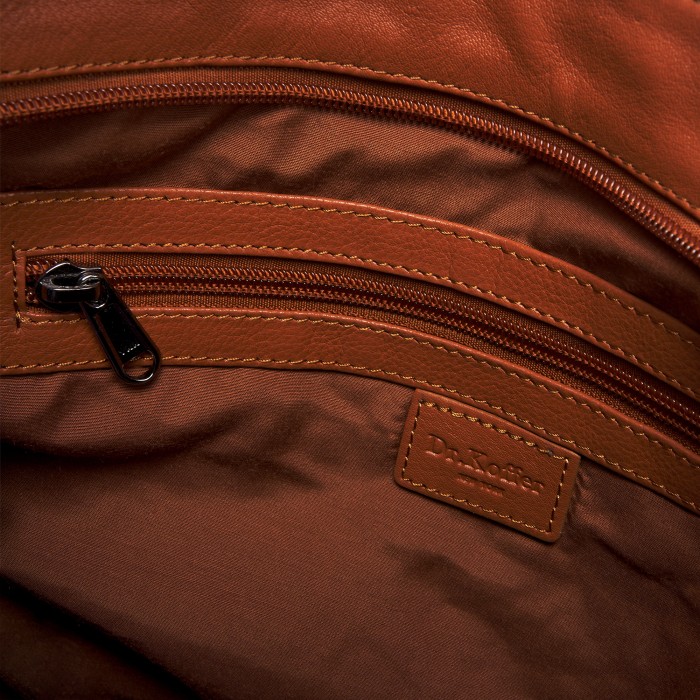 w620118-41-06 сумка женская от бренда dr.koffer вид слева