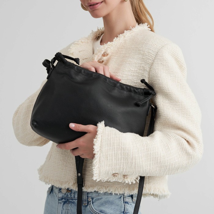 w620124-41-04 сумка женская повседневного стиля с лицевой стороны