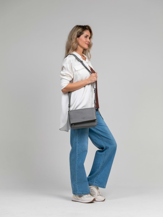 w620134-44-77 сумка женская повседневного стиля с лицевой стороны