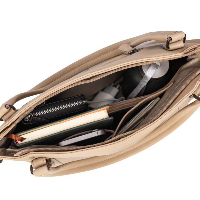 w620137-44-61 сумка женская по цене 29700 руб вид справа