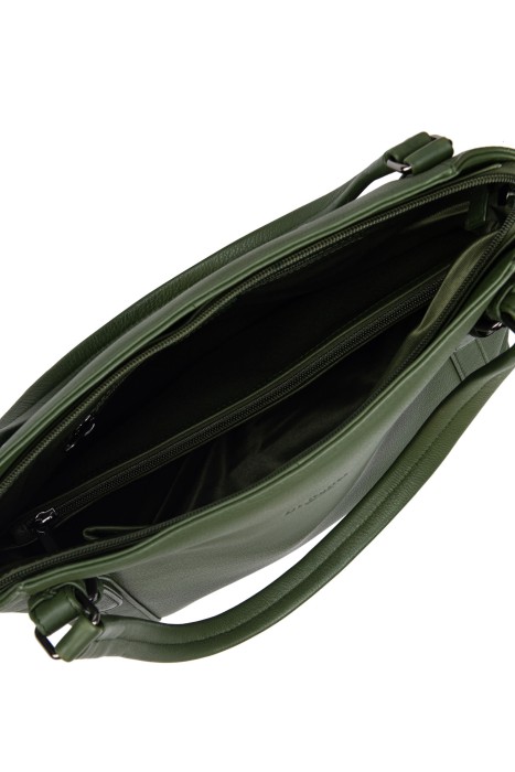 Товар зеленого цвета с внутренней стороны