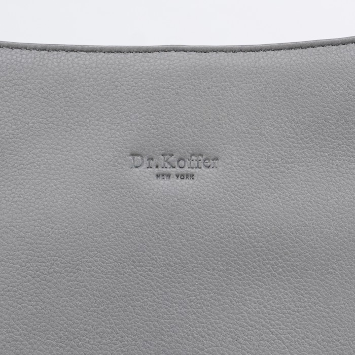 Товар серого цвета с внутренней стороны