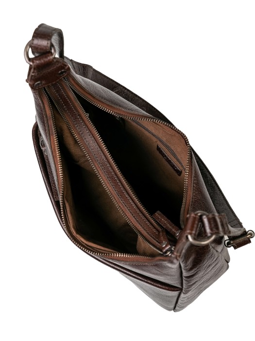 Товар коричневого цвета с внутренней стороны