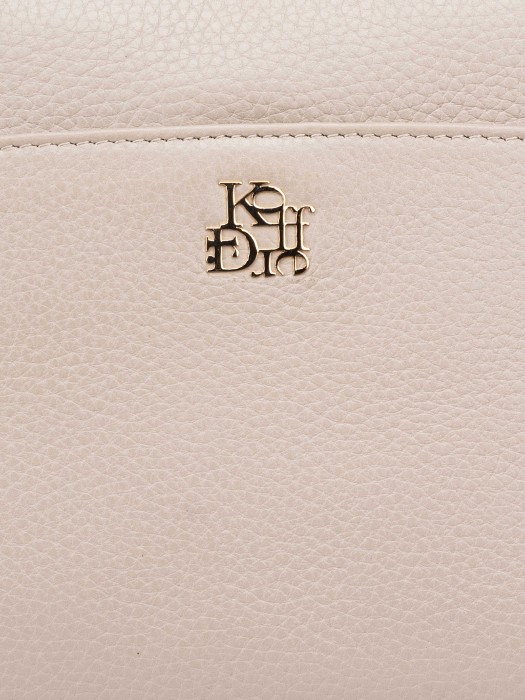 Продукция для женщин фото