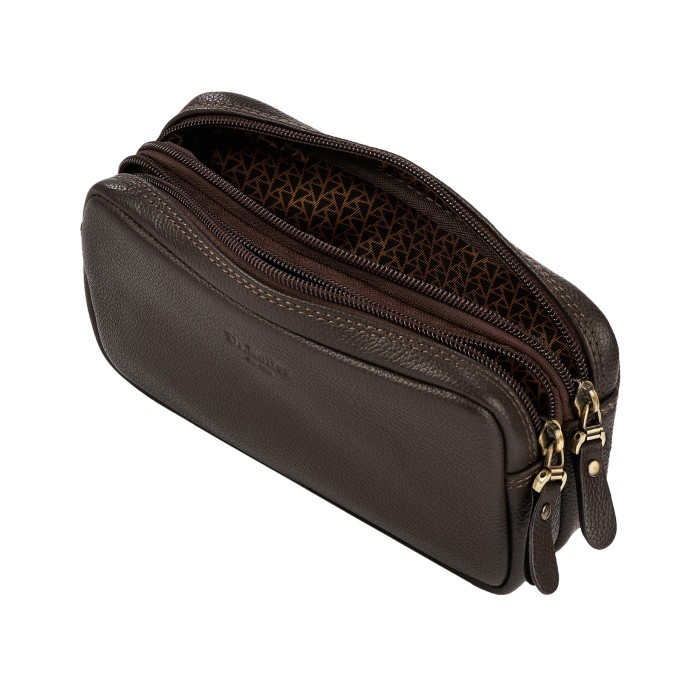 Товар коричневого цвета с внутренней стороны