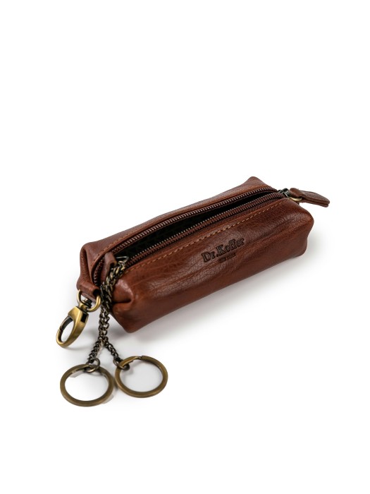 Товар коричневого цвета с внутренней стороны