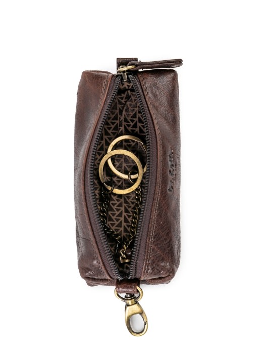 Товар коричневого цвета с внутренней стороны