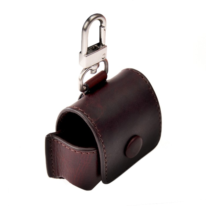 x510451-109-09 чехол для airpods pro по цене 3900 руб вид справа