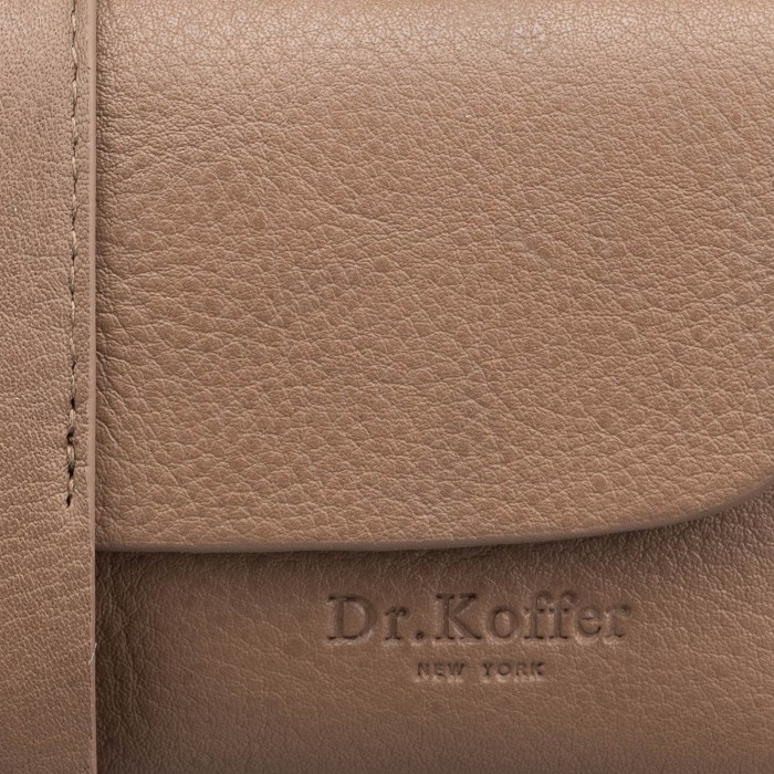 x510467-41-61 очечник из льна спереди