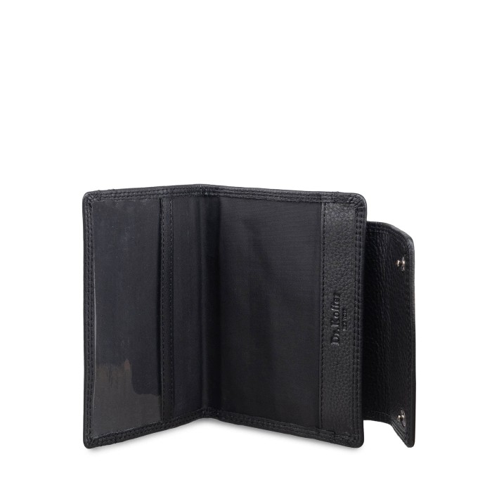 Товар черного цвета с внутренней стороны