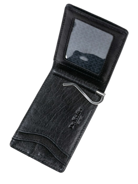 Товар черного цвета с внутренней стороны