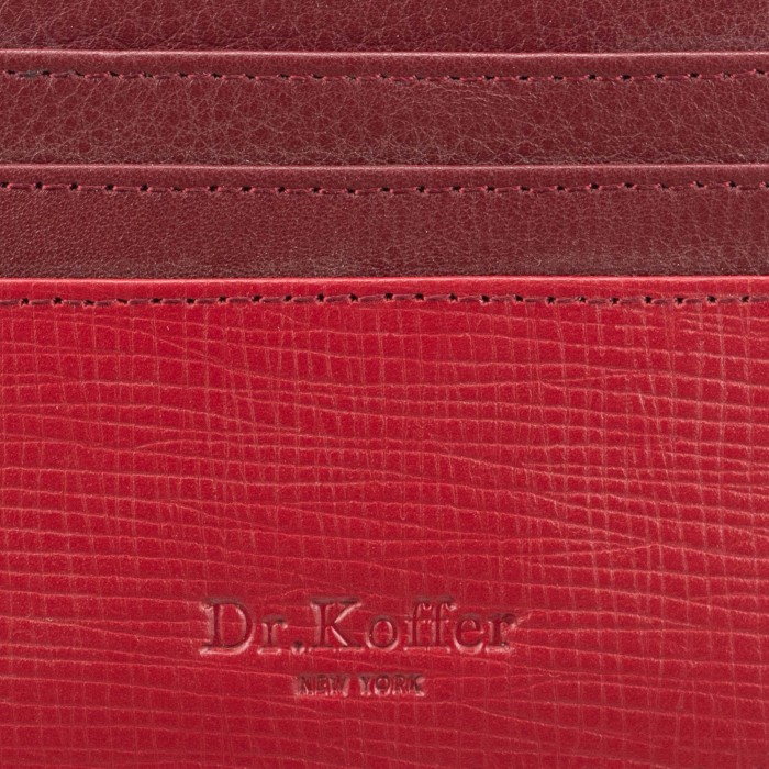 Товар оранжевого цвета с внутренней стороны