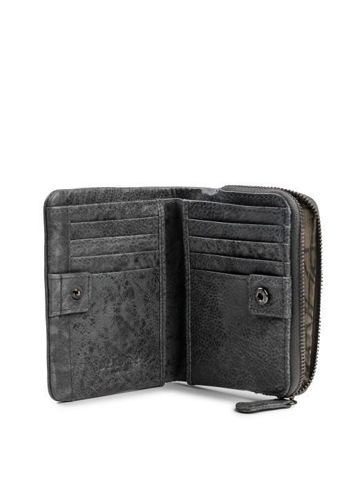 Товар серого цвета с внутренней стороны