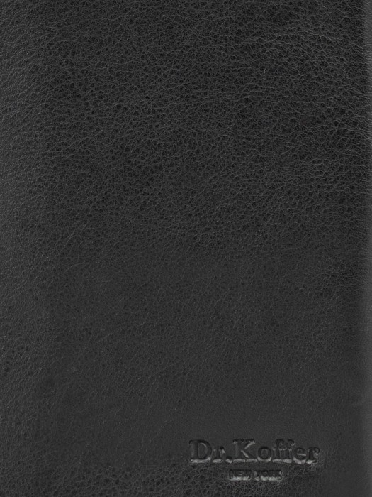 Товар черного цвета с внутренней стороны