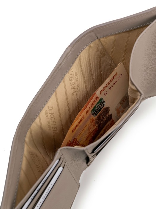 Продукция для женщин фото