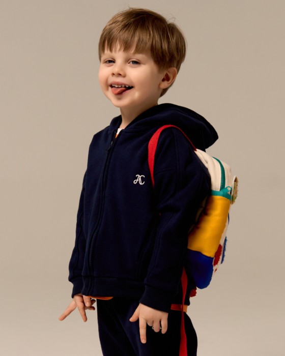 детская толстовка unisex с капюшоном на молнии фотография