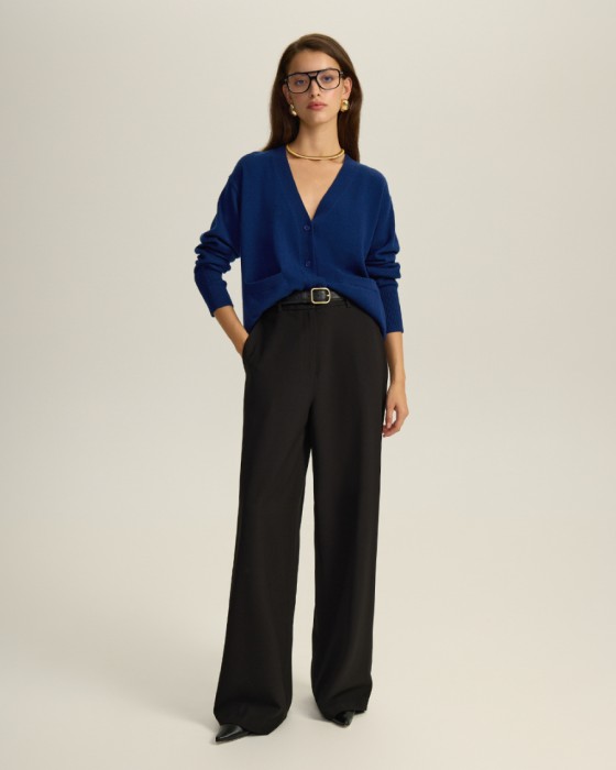 классические брюки прямого кроя фотография