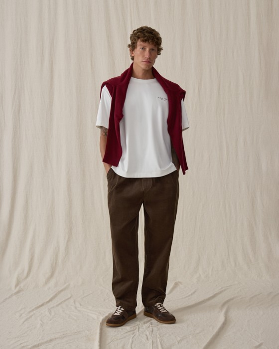 мужские вельветовые брюки фотография