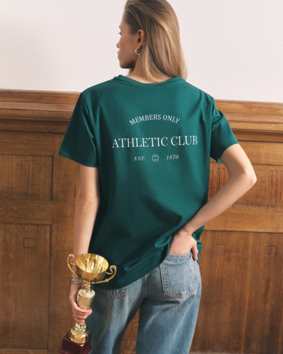 оверсайз футболка unisex с принтом и вышивкой из 100% хлопка фотография