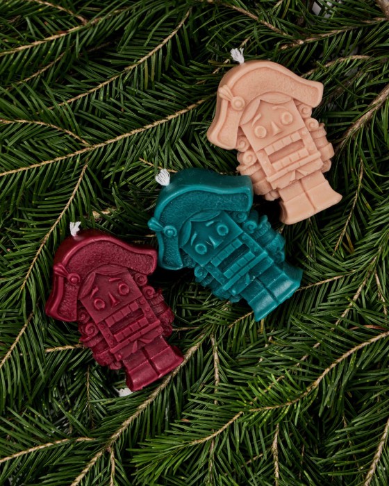 свеча "щелкунчик" фотография