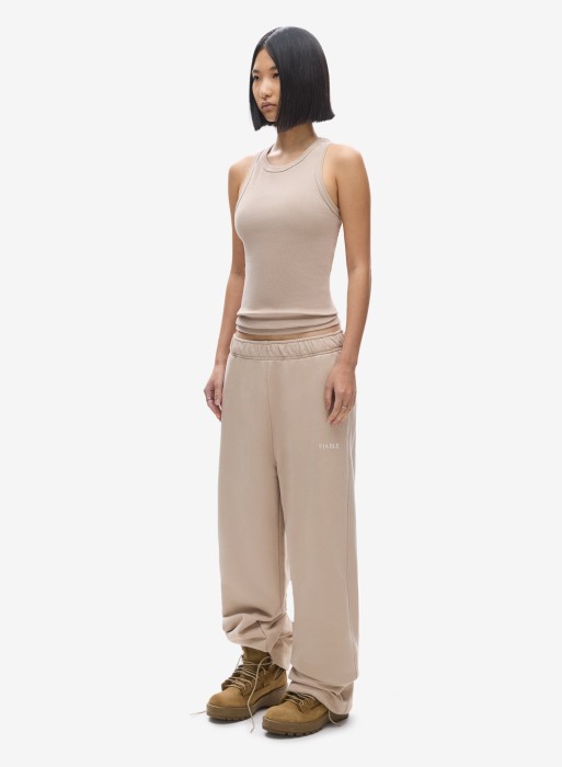 брюки uniform beige calf по цене 4455 руб вид справа